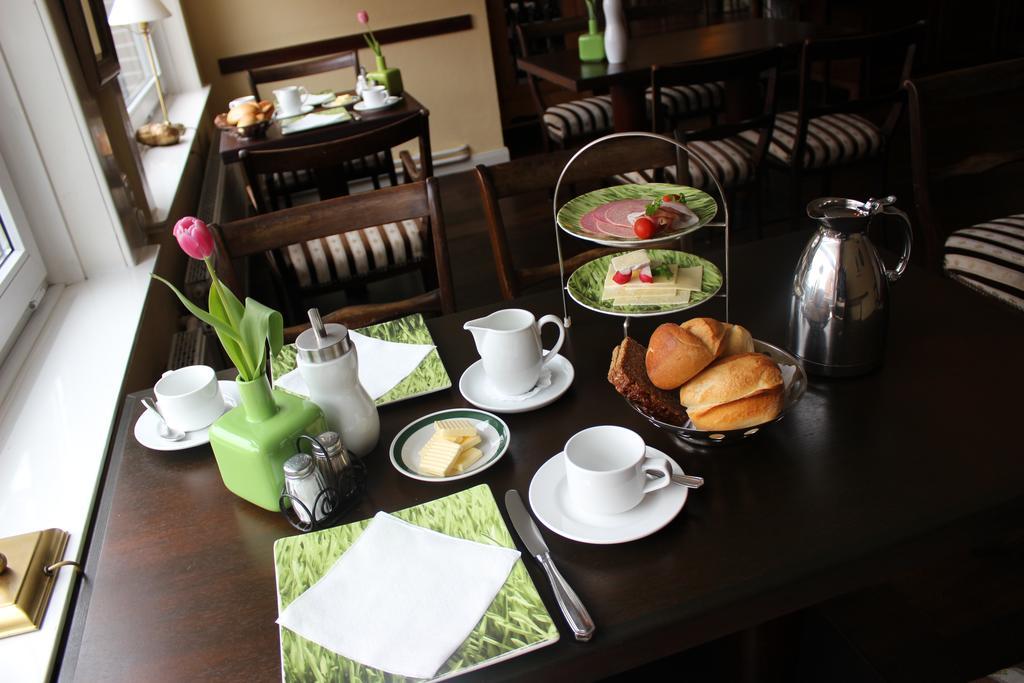 Hotel Garni Zur Linde Хитцакер Екстериор снимка